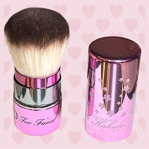 The OG of The OG’S -Vintage Too Faced Teddy Bear Retractable Kabuki Brush